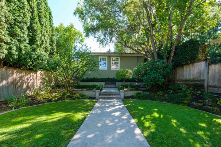 Photo 9 at 4650 W 2nd Avenue, Point Grey, Vancouver West