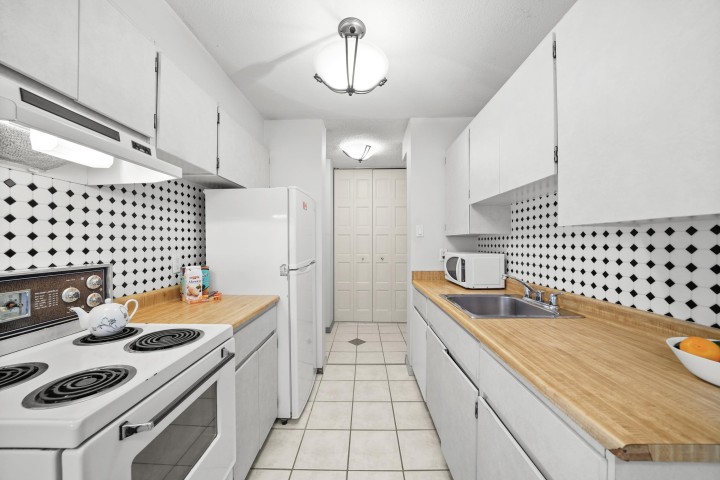 Photo 17 at 1006 - 2016 Fullerton Avenue, Pemberton NV, North Vancouver