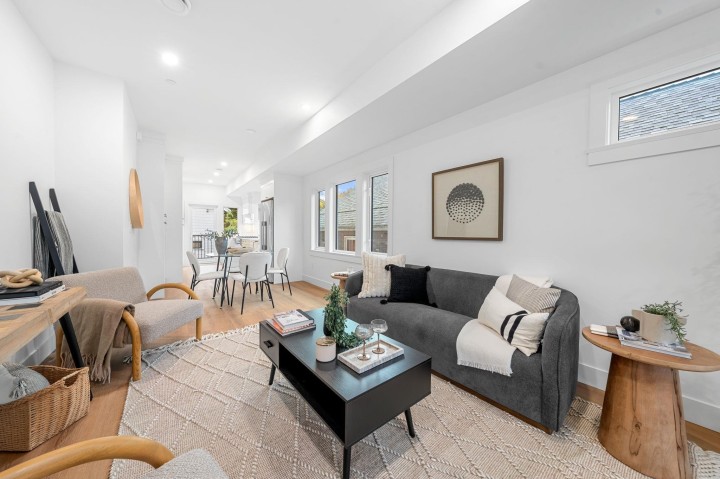 Photo 6 at 2528 Mcgill Street, Hastings Sunrise, Vancouver East