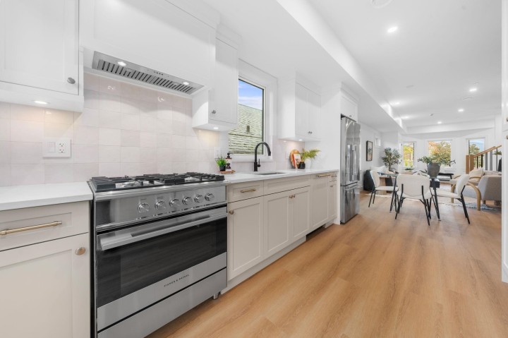 Photo 14 at 2528 Mcgill Street, Hastings Sunrise, Vancouver East