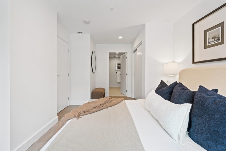 Photo 11 at 201 - 3590 W 39th Avenue, Dunbar, Vancouver West