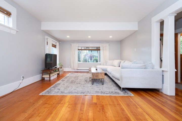 Photo 2 at 1449 E 10th Avenue, Grandview Woodland, Vancouver East