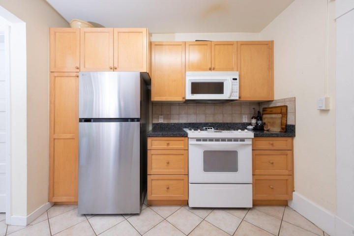 Photo 6 at 1449 E 10th Avenue, Grandview Woodland, Vancouver East