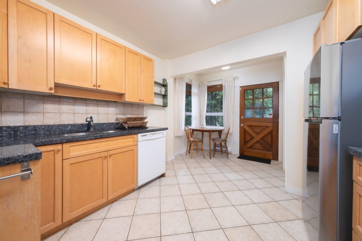 Photo 5 at 1449 E 10th Avenue, Grandview Woodland, Vancouver East