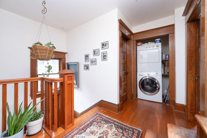 Photo 11 at 1449 E 10th Avenue, Grandview Woodland, Vancouver East