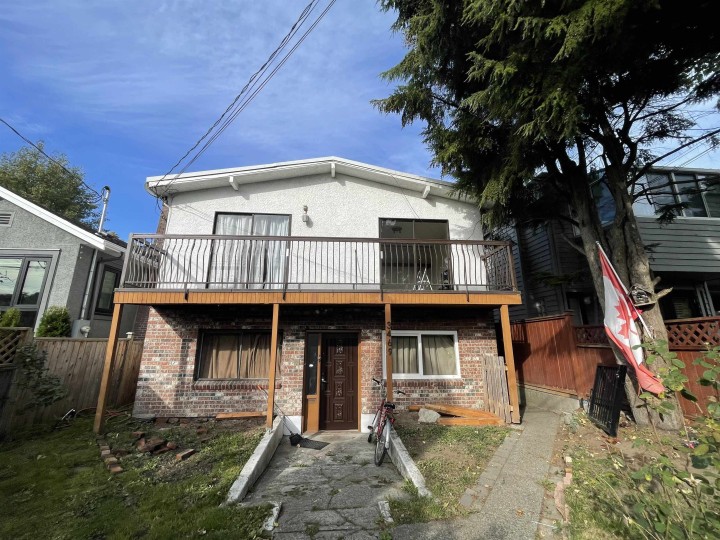 Photo 1 at 3469 W 8th Avenue, Kitsilano, Vancouver West