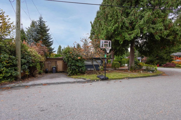 Photo 40 at 3440 Bluebonnet Road, Edgemont, North Vancouver