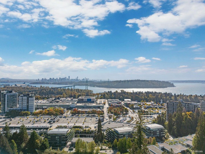 Photo 1 at 875 Esquimalt Avenue, Sentinel Hill, West Vancouver