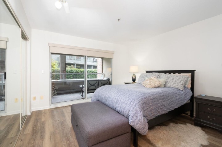 Photo 24 at 7 - 2110 Marine Drive, Dundarave, West Vancouver