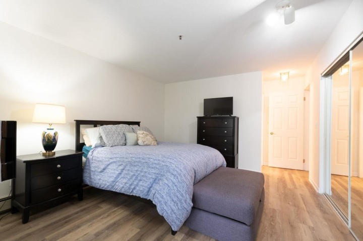 Photo 25 at 7 - 2110 Marine Drive, Dundarave, West Vancouver