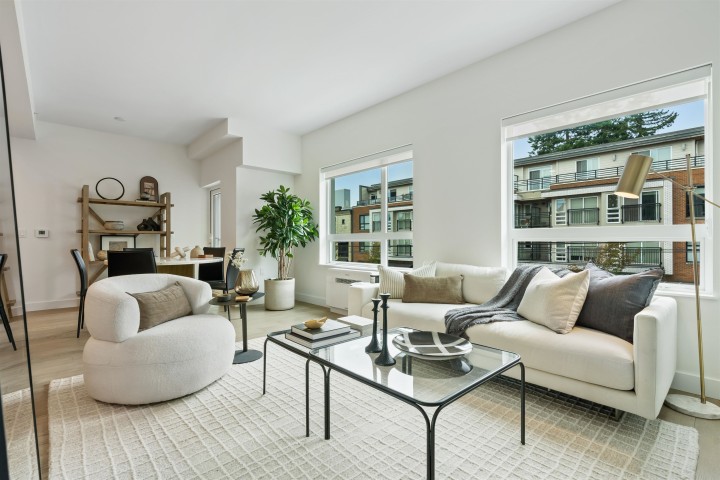 Photo 1 at 205 - 3590 W 39th Avenue, Dunbar, Vancouver West