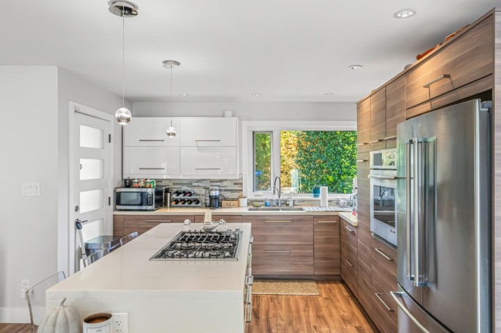 Photo 3 at 3630 Bluebonnet Road, Edgemont, North Vancouver