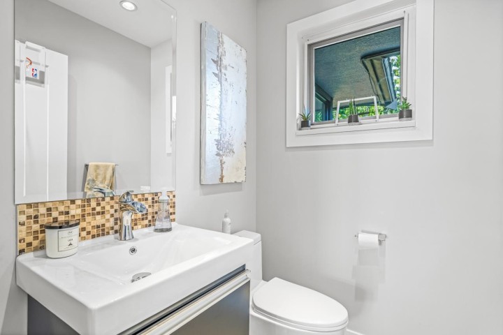 Photo 11 at 3630 Bluebonnet Road, Edgemont, North Vancouver