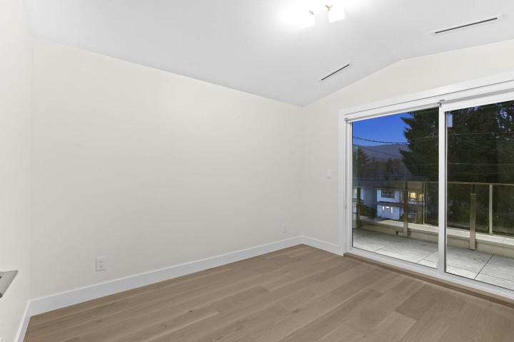 Photo 20 at 3071 Fromme Road, Lynn Valley, North Vancouver