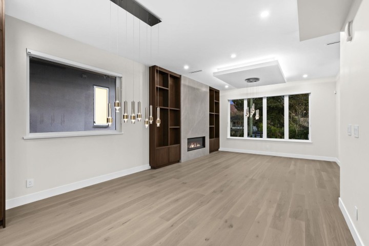 Photo 9 at 3071 Fromme Road, Lynn Valley, North Vancouver