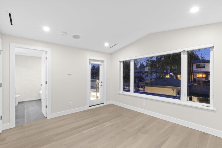 Photo 25 at 3071 Fromme Road, Lynn Valley, North Vancouver