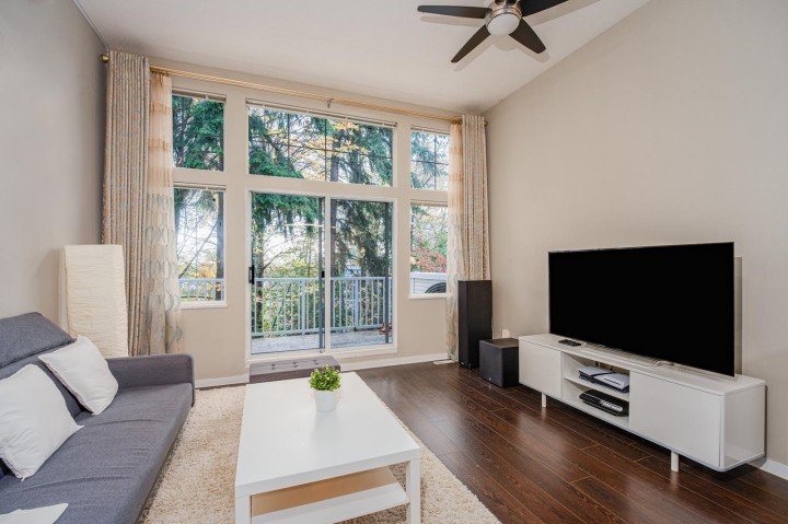 Photo 2 at 1 - 3586 Rainier Place, Champlain Heights, Vancouver East