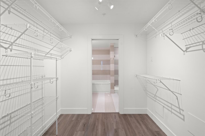 Photo 18 at 202 - 3602 Aldercrest Drive, Roche Point, North Vancouver