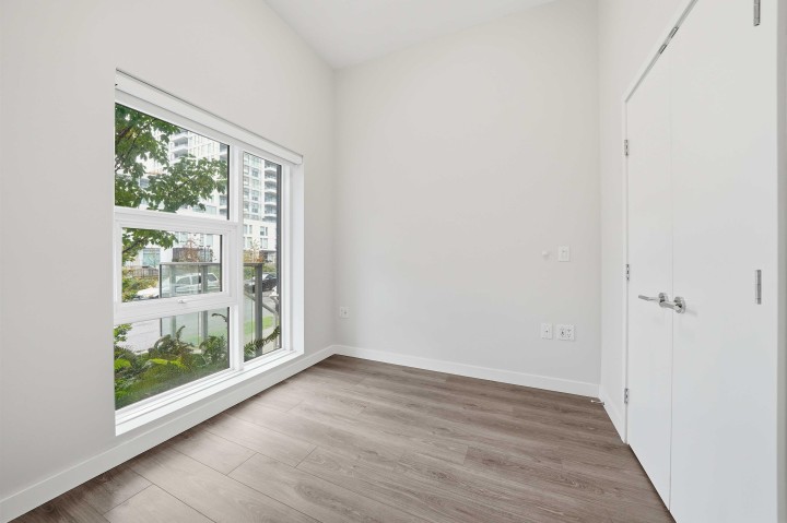 Photo 16 at 115 - 3430 E Kent Avenue South, South Marine, Vancouver East