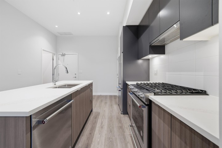 Photo 7 at 115 - 3430 E Kent Avenue South, South Marine, Vancouver East