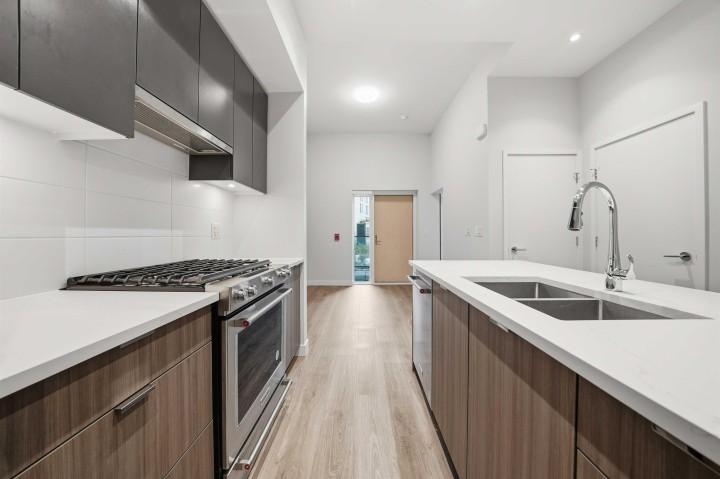 Photo 4 at 115 - 3430 E Kent Avenue South, South Marine, Vancouver East