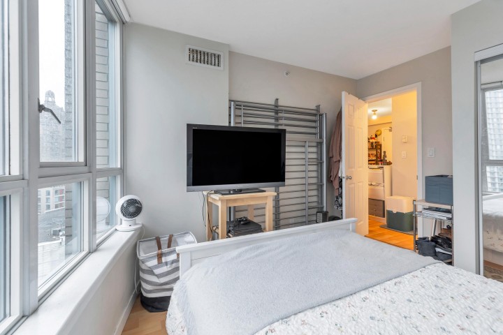 Photo 14 at 1501 - 63 Keefer Place, Downtown VW, Vancouver West