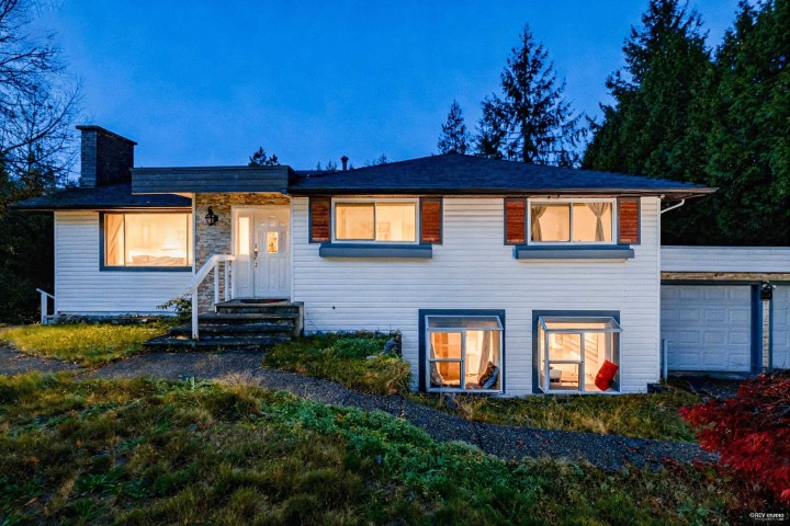 Photo 39 at 4380 Woodcrest Road, Cypress Park Estates, West Vancouver