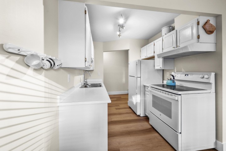 Photo 13 at 101 - 2935 Spruce Street, Fairview VW, Vancouver West