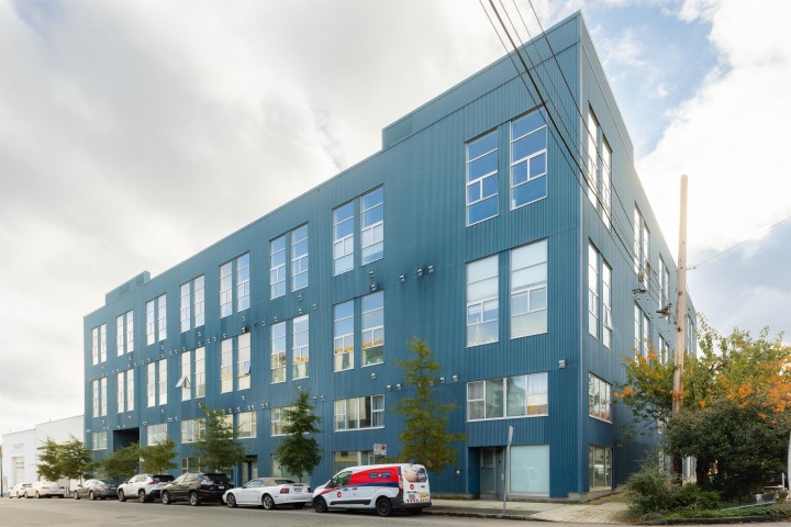 Photo 3 at 307 - 1220 E Pender Street, Strathcona, Vancouver East