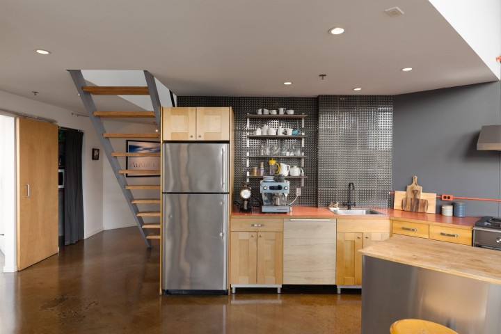 Photo 14 at 307 - 1220 E Pender Street, Strathcona, Vancouver East