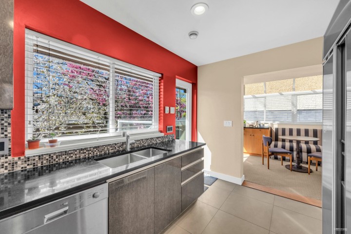 Photo 16 at 4060 W 10th Avenue, Point Grey, Vancouver West