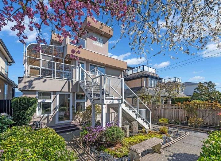 Photo 33 at 4060 W 10th Avenue, Point Grey, Vancouver West
