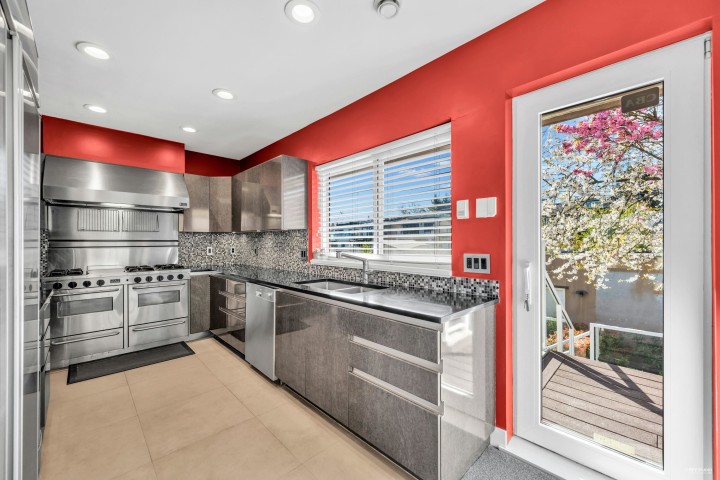 Photo 15 at 4060 W 10th Avenue, Point Grey, Vancouver West