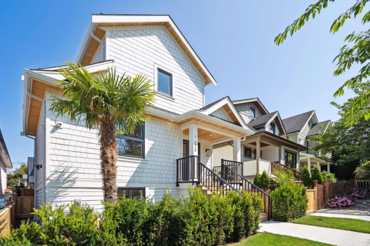 Photo 2 at 1 - 1915 E 3rd Avenue, Grandview Woodland, Vancouver East