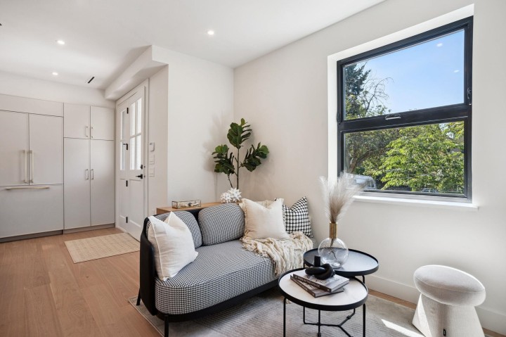 Photo 5 at 1 - 1915 E 3rd Avenue, Grandview Woodland, Vancouver East