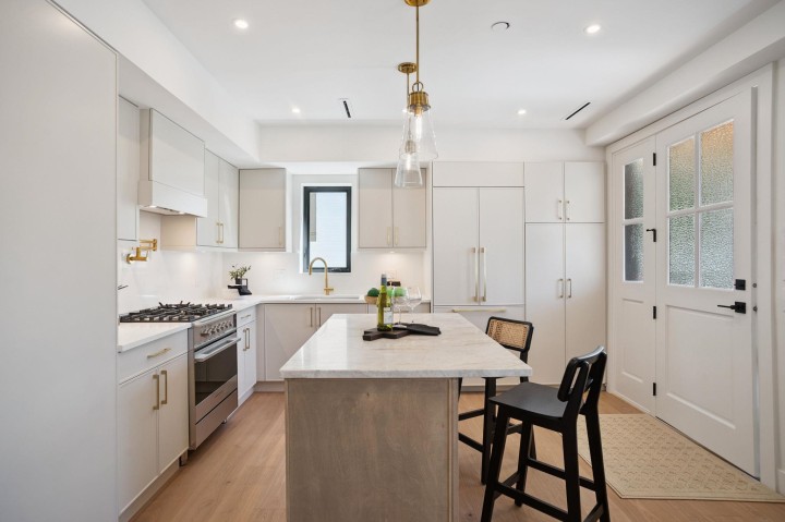 Photo 9 at 1 - 1915 E 3rd Avenue, Grandview Woodland, Vancouver East