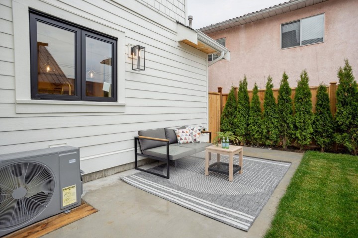 Photo 17 at 2 - 1915 E 3rd Avenue, Grandview Woodland, Vancouver East