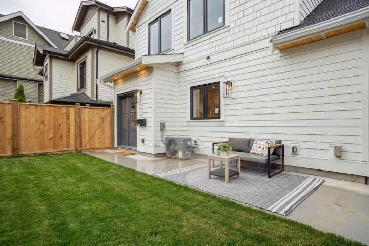 Photo 16 at 2 - 1915 E 3rd Avenue, Grandview Woodland, Vancouver East