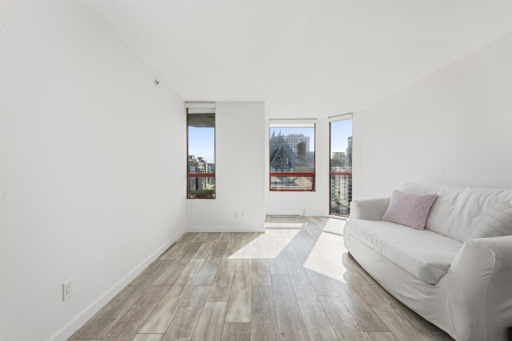 Photo 12 at 1401 - 811 Helmcken Street, Downtown VW, Vancouver West