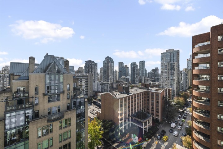 Photo 22 at 1401 - 811 Helmcken Street, Downtown VW, Vancouver West