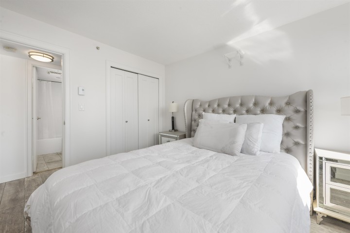 Photo 7 at 1401 - 811 Helmcken Street, Downtown VW, Vancouver West