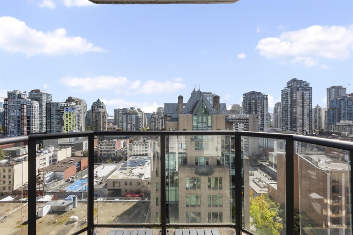 Photo 20 at 1401 - 811 Helmcken Street, Downtown VW, Vancouver West