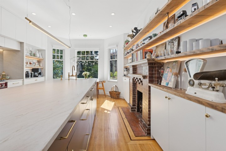 Photo 7 at 2615 W 2nd Avenue, Kitsilano, Vancouver West