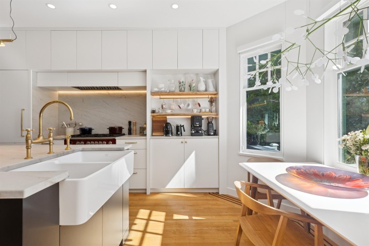 Photo 9 at 2615 W 2nd Avenue, Kitsilano, Vancouver West