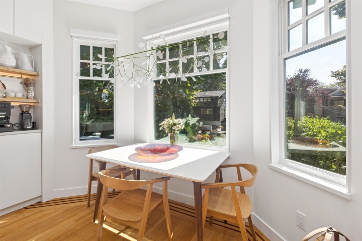 Photo 10 at 2615 W 2nd Avenue, Kitsilano, Vancouver West