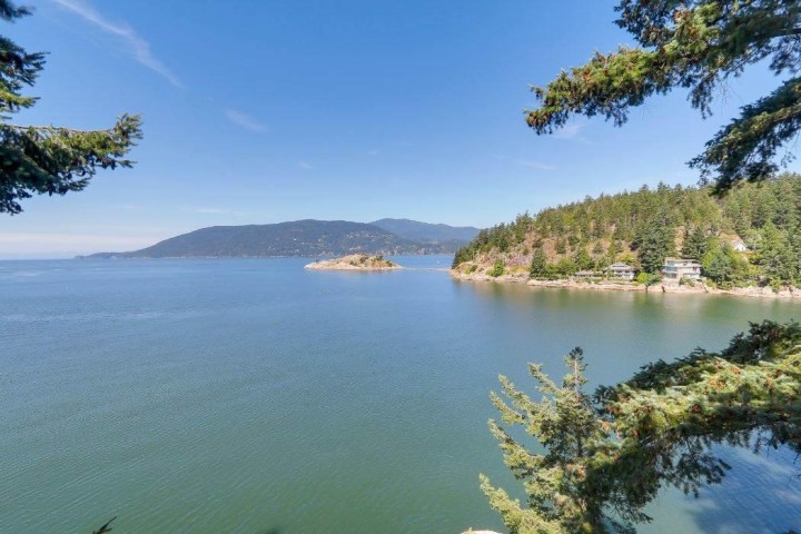 Photo 1 at 6648 Marine Drive, Whytecliff, West Vancouver