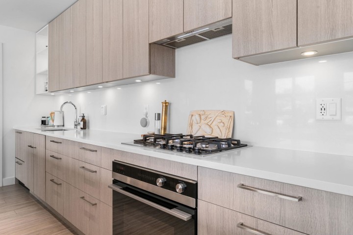 Photo 3 at 413 - 747 E 3rd Street, Queensbury, North Vancouver