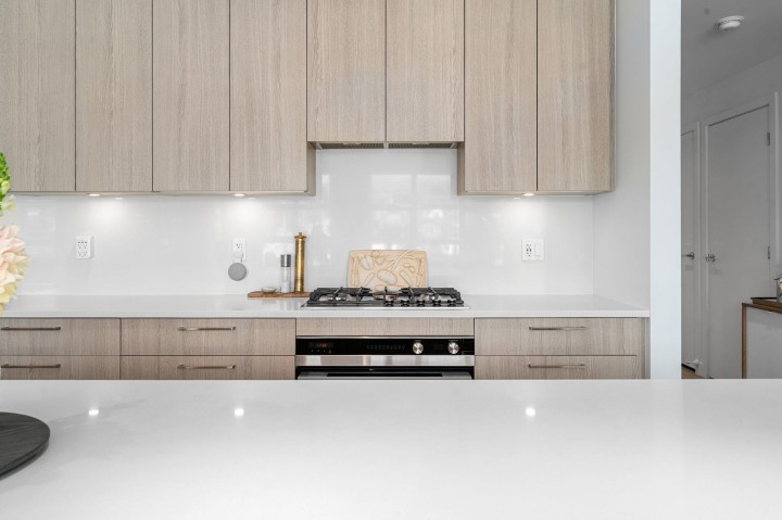 Photo 5 at 413 - 747 E 3rd Street, Queensbury, North Vancouver