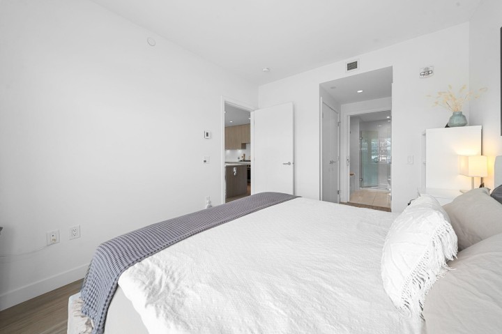 Photo 19 at 413 - 747 E 3rd Street, Queensbury, North Vancouver