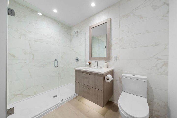 Photo 35 at 413 - 747 E 3rd Street, Queensbury, North Vancouver